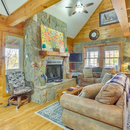 Charming Fancy Gap Cabin With Deck And Gas Grill! Luaran gambar
