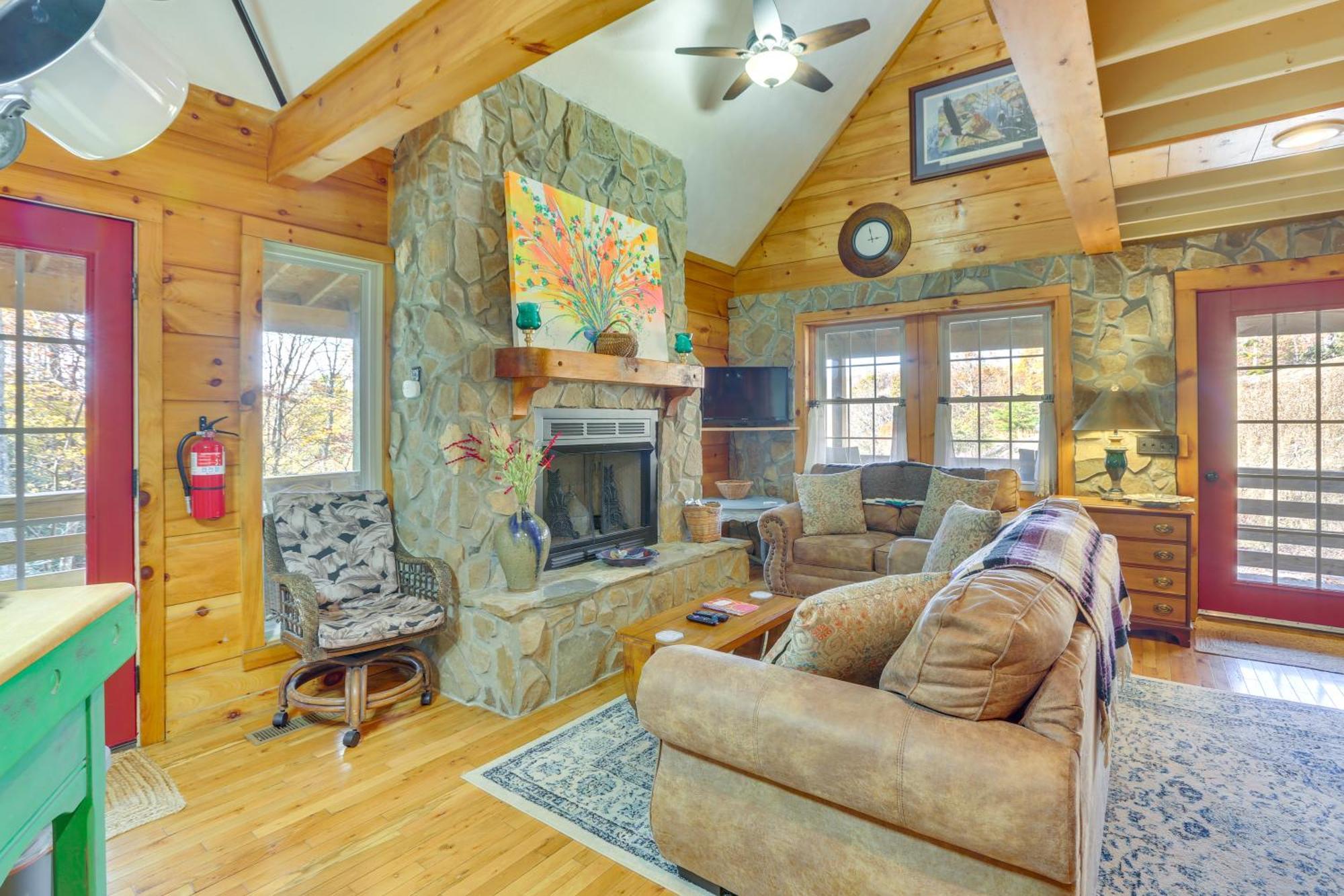Charming Fancy Gap Cabin With Deck And Gas Grill! Luaran gambar